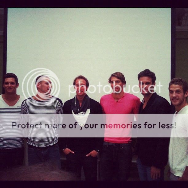 a news conference in Paris2012.5.3